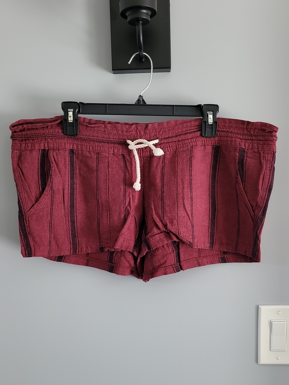 Roxy Women's Maroon Striped Drawcord Athletic Shorts